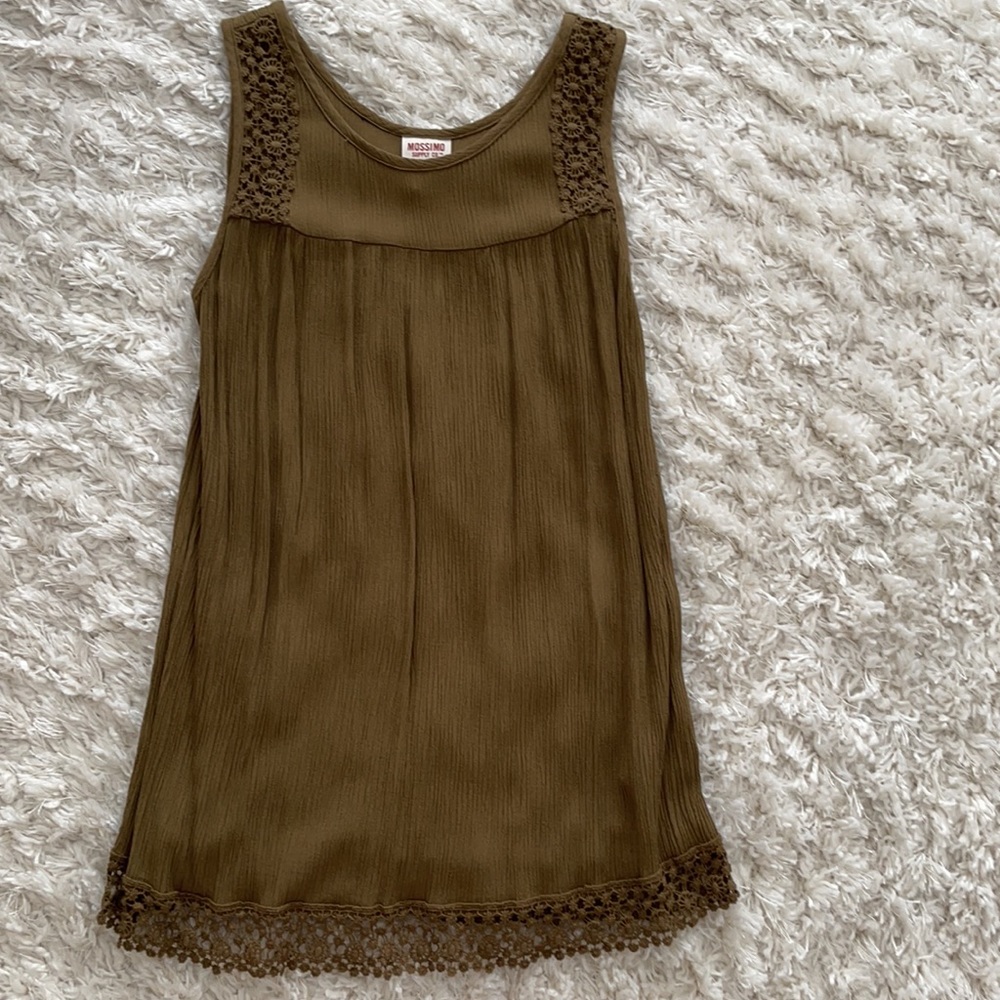 NEVER WORN Mossimo women’s tank top